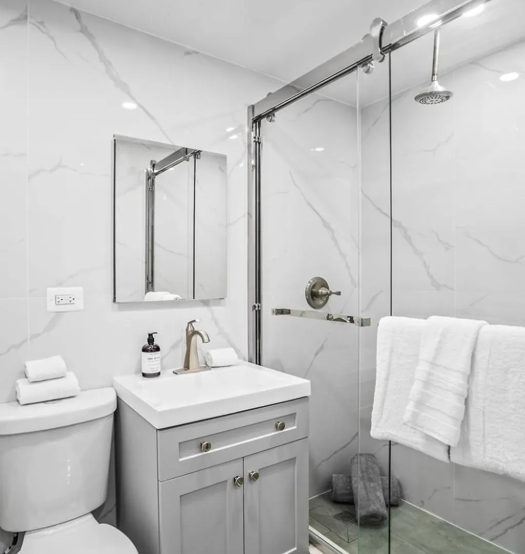 Cozy Corner 2 Bd 1 Bath Apartment New York