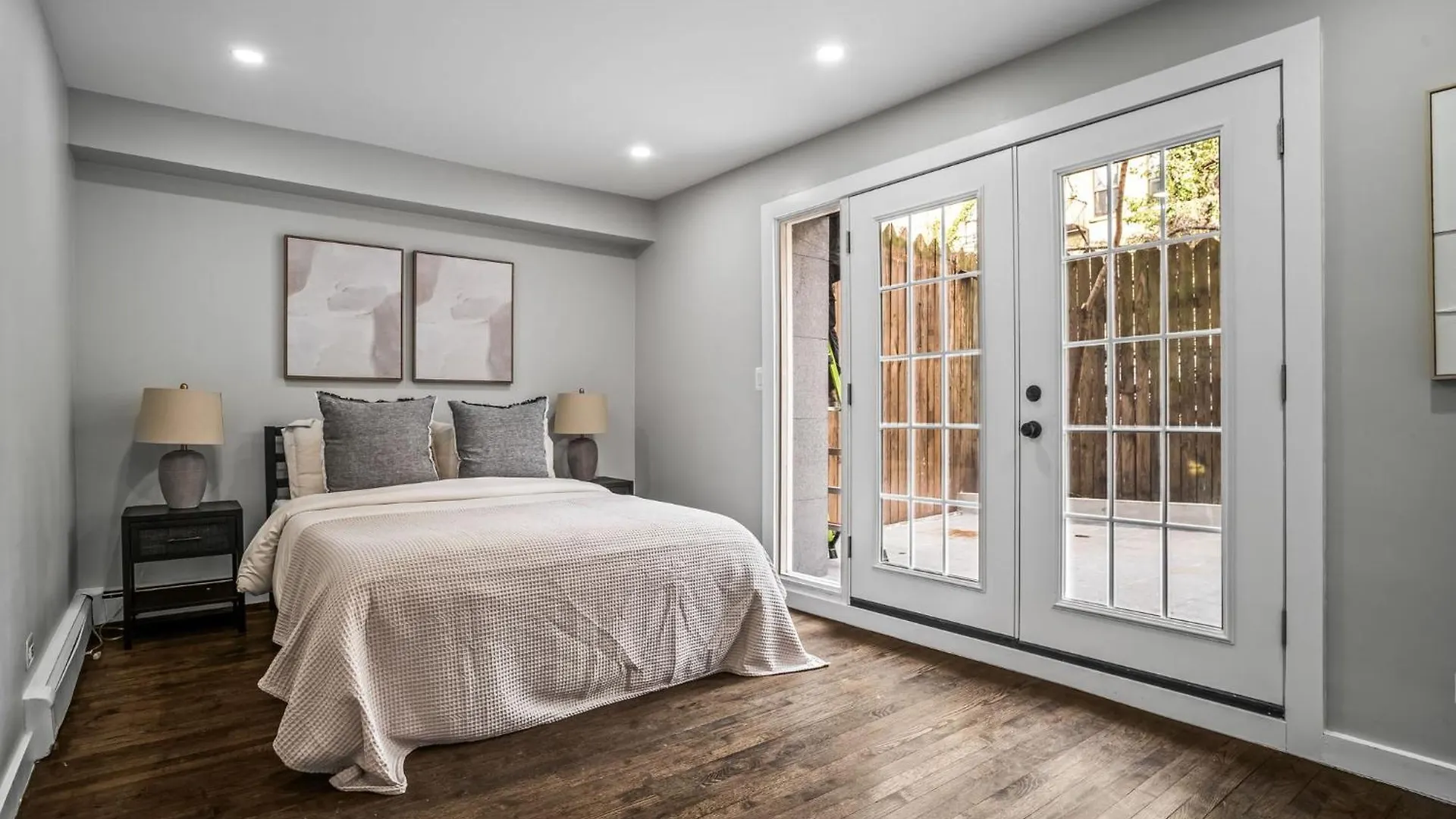 Cozy Corner 2 Bd 1 Bath Apartment New York 0*,  United States