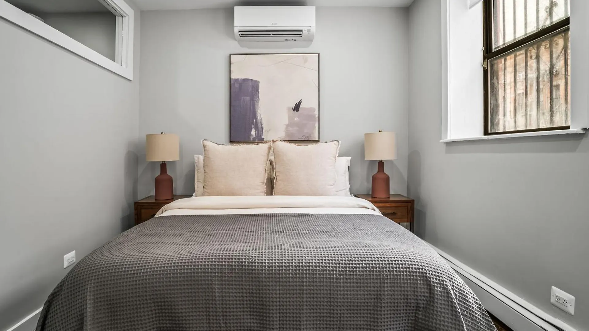 Cozy Corner 2 Bd 1 Bath Apartment New York